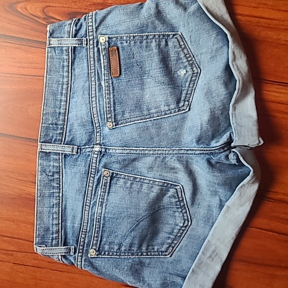Joe's jean shorts 💙 - Picture 5 of 6
